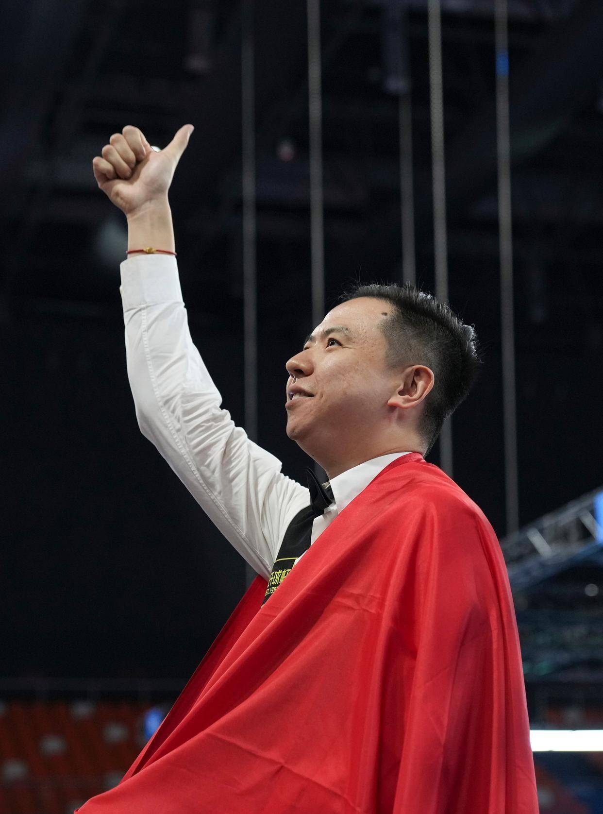 他们面对对 他们面对对